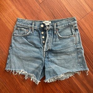 A year old only worn last summer. I love these shorts but grew out of them!!💪🏻